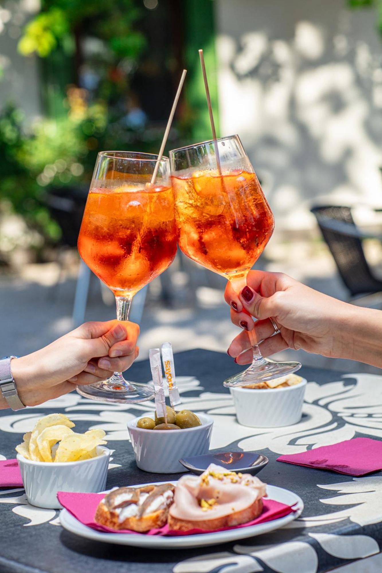 Hotel La Pergola Lignano Sabbiadoro Buitenkant foto