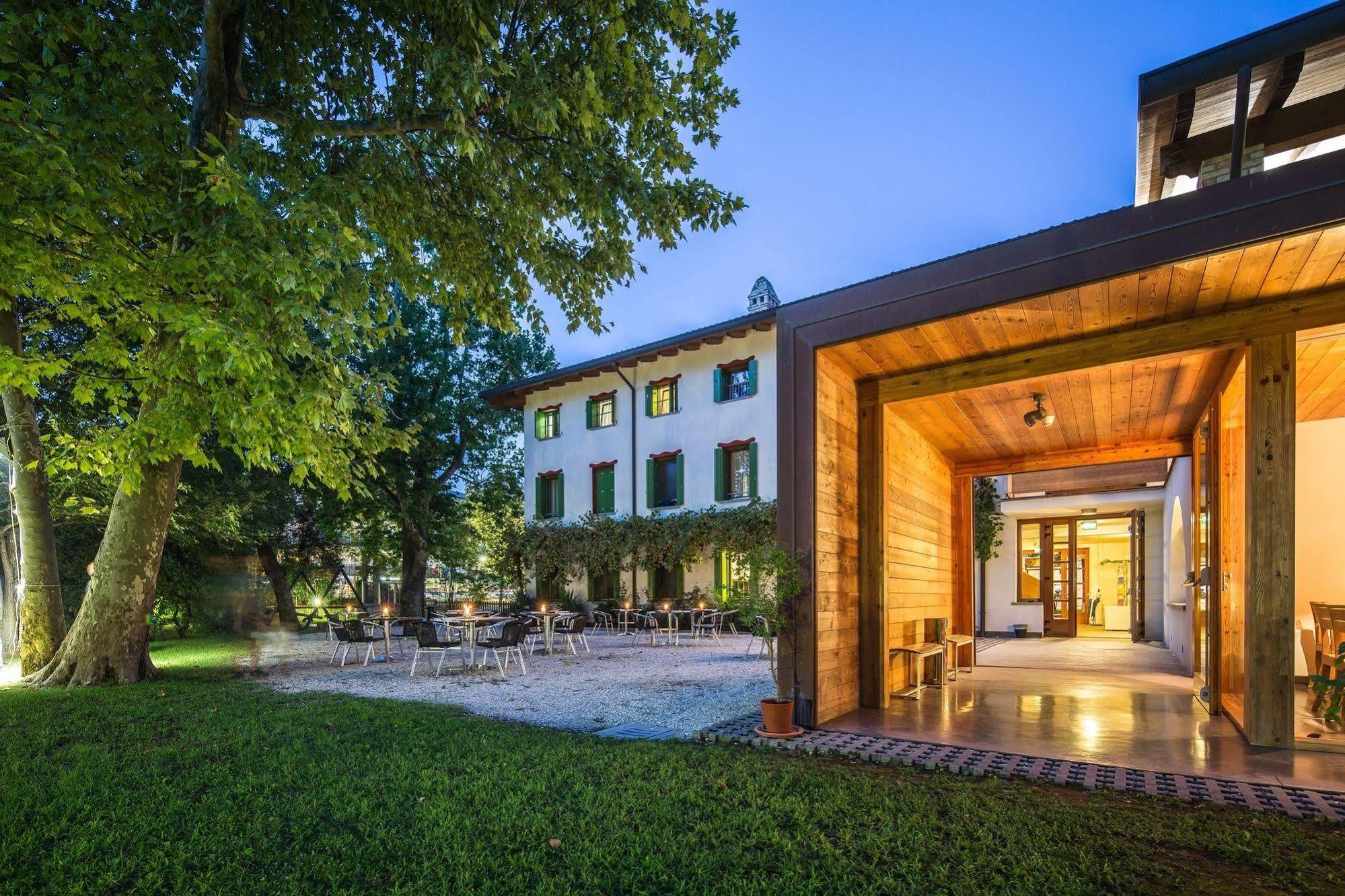 Hotel La Pergola Lignano Sabbiadoro Buitenkant foto